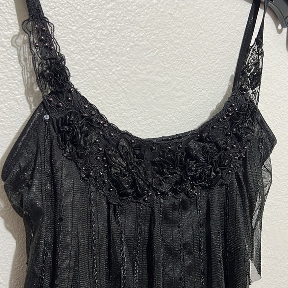 Top - Picture 2 of 5